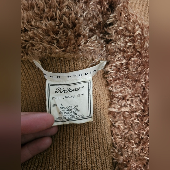 Max Studio faux fur trimmed knit cardigan. Large. - Picture 5 of 6